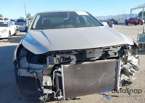 2014 Chevrolet Malibu 2Lt из США, поврежденный, VIN 1G11E5SL9EF160109